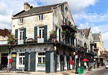 Louisiana Pizza Kitchen